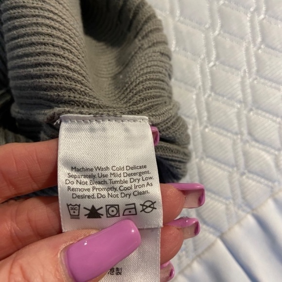 Eddie Bauer 100% Cotton Men's Sweater in Khaki Size L with Canvas accents GUC - Picture 5 of 14